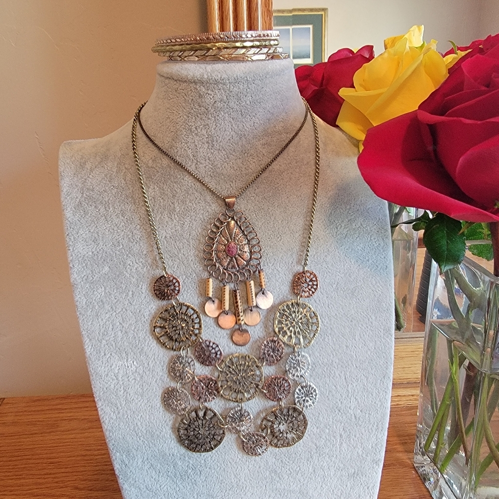 Mixed Metal Bundle of 2 Necklaces and 4 Bangles